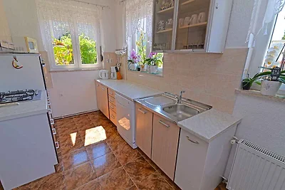 Ferienwohnung mit Terrasse und Balkon