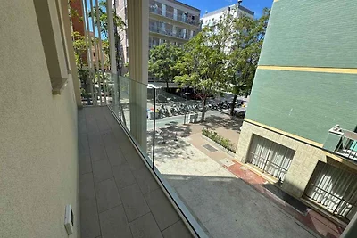 Ferienwohnung mit Klimaanlage, Balkon und