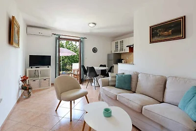 Ferienwohnung mit Terrasse und Klimaanlage