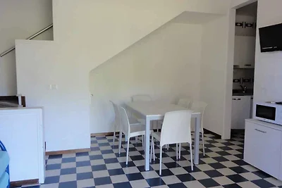 Ferienwohnung mit Garten und Klimaanlage