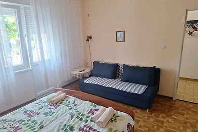 Ferienwohnung mit Terrasse und Klimaanlage