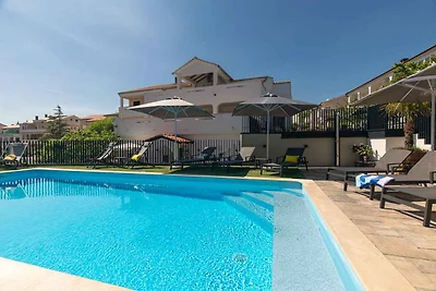 Ferienwohnung mit beheizten Salzwasserpool,