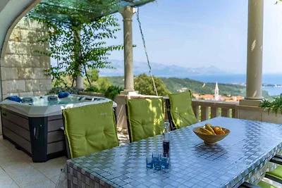 Villa mit Pool