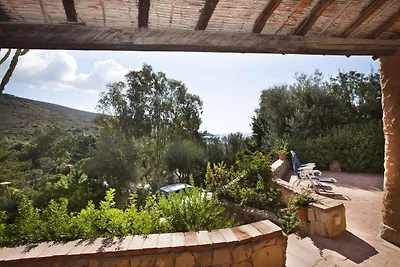 Villa mit Klimaanlage und Terrasse