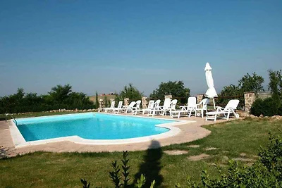Ferienhaus mit Klimaanlage, Pool und privaten