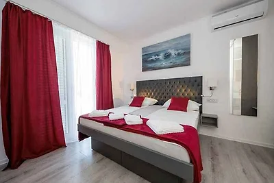 Luxusapartment für 4 + 2 Personen mit Gemeins