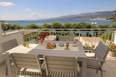Ferienwohnung mit Terrasse und Klimaanlage