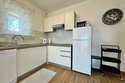 Ferienwohnung mit Klimaanlage und Balkon