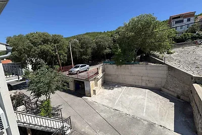 Ferienwohnung Mit Meerblick und Pool