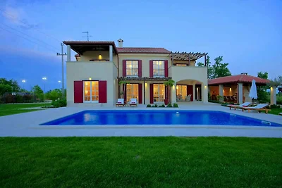 Villa Villa MIRNA