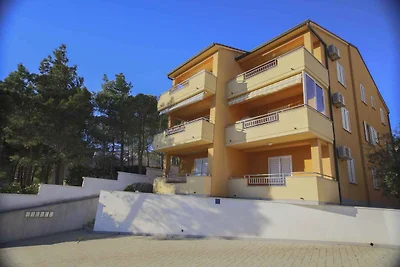 Ferienwohnung mit schönem Balkon, Klimaanlage