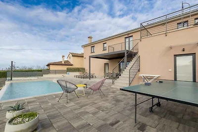 Villa mit eigenem Infinity Pool