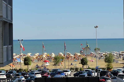 Ferienwohnung 100 m von Strand