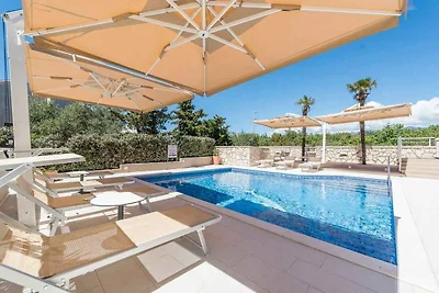 Komfortable Ferienwohnung Tomo mit Meerblick 