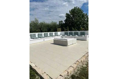 Ferienwohnung mit Klimaanlage und Balkon