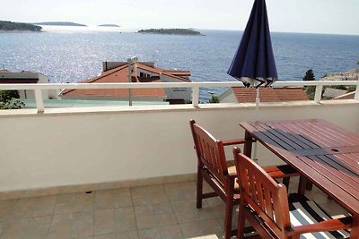 Ferienwohnung mit Balkon und Meerblick