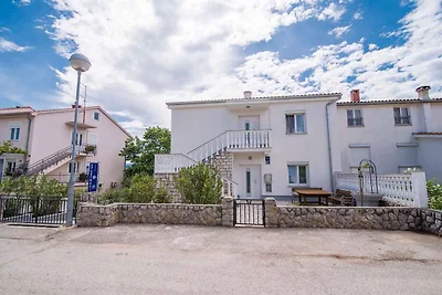 Ferienwohnung mit Balkon und Blick aufs Meer