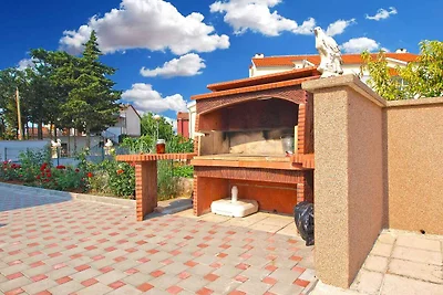 Ferienwohnung mit Garten und Grill