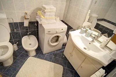 Ferienwohnung mit Terrasse und Geschirspüler