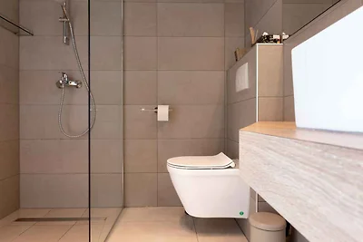Ferienwohnung mit Klimaanlage und nur 220 m v