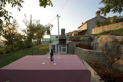 Ferienhaus in ruhiger Lage mit Pool