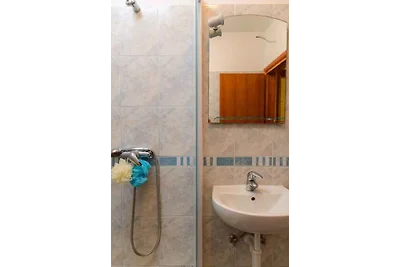 Appartamento Vacanza con famiglia Okrug Gornji