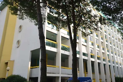 Ferienwohnung mit Klimaanlage und Balkon