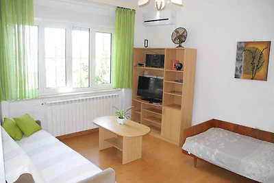 Ferienwohnung nur 150 m vom Sandstrand
