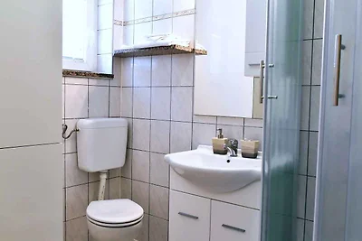 Ferienwohnung mit Terrasse und Grill