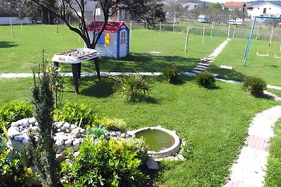 Ferienwohnung mit Pool, Kamin und Meerblick