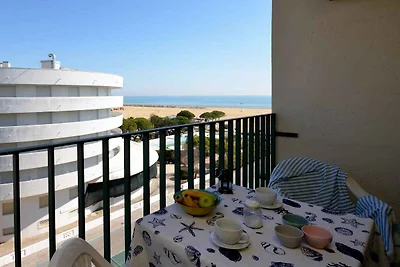 Studio mit Klimaanlage und Balkon