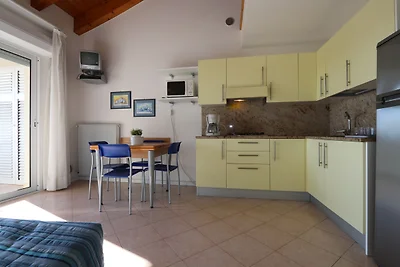 Ferienwohnung mit Klimaanlage und Balkon