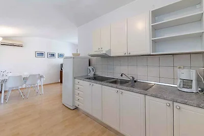 Ferienwohnung mit Balkon und Meerblick