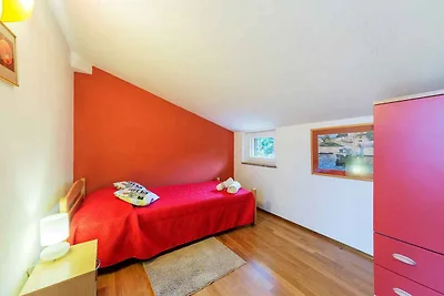 Villa mit Pool und Klimaanlage