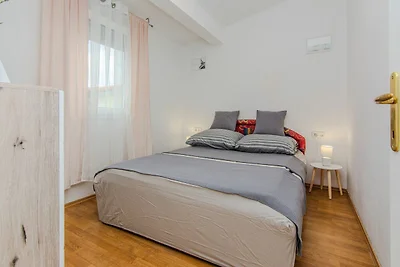 Gemütliche Ferienwohnung Pisacic auf der Inse