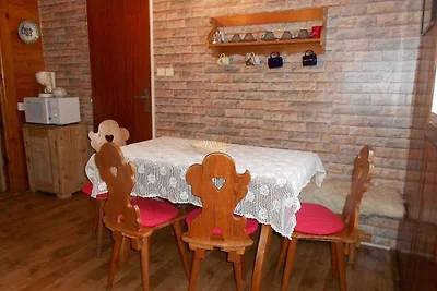 Ferienhaus mit Kaminofen in ruhiger Umgebung