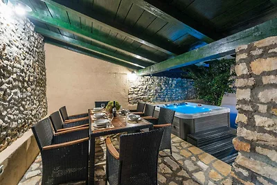 Charmantes dalmatinisches Steinhaus mit priva