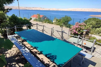 Villa mit Swimmingpool und Meerblick