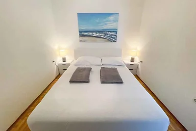 Appartamento Vacanza con famiglia Jadranovo