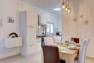 Ferienwohnung mit Terrasse, Grill und Garten 