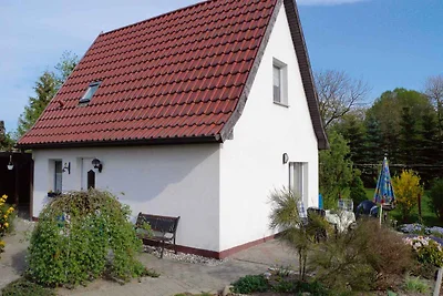 Ferienhaus mit Terrasse und Gartengrundstück