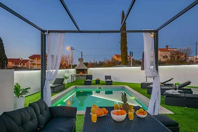 Ferienwohnung mit Pool zur gemeinsamen