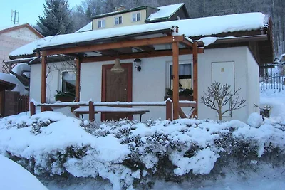 Bungalow mit Aussicht und Aussenpool