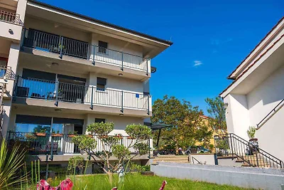 Ferienwohnung mit Balkon und Meerblick