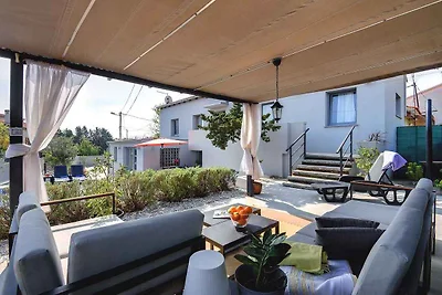Villa mit Pool und mediterraner