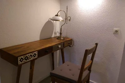 Ferienwohnung geschmaksvoll eingerichtet in r
