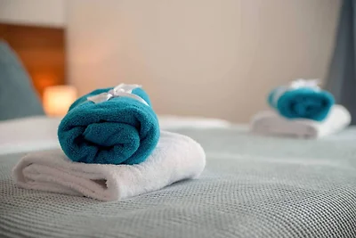 Ferienwohnung Mit Meerblick und Pool