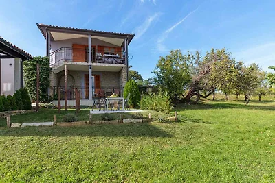 Ferienwohnung mit Terrasse und Balkon