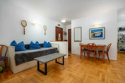 Ferienwohnung mit Klimaanlage und Balkon