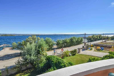 Apartament Dla rodzin Pašman, Tkon